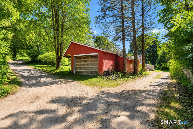 16 Mount Nebo Road Newtown CT 06470