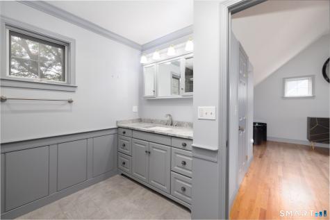 16 Caveson Court Middlebury CT 06762