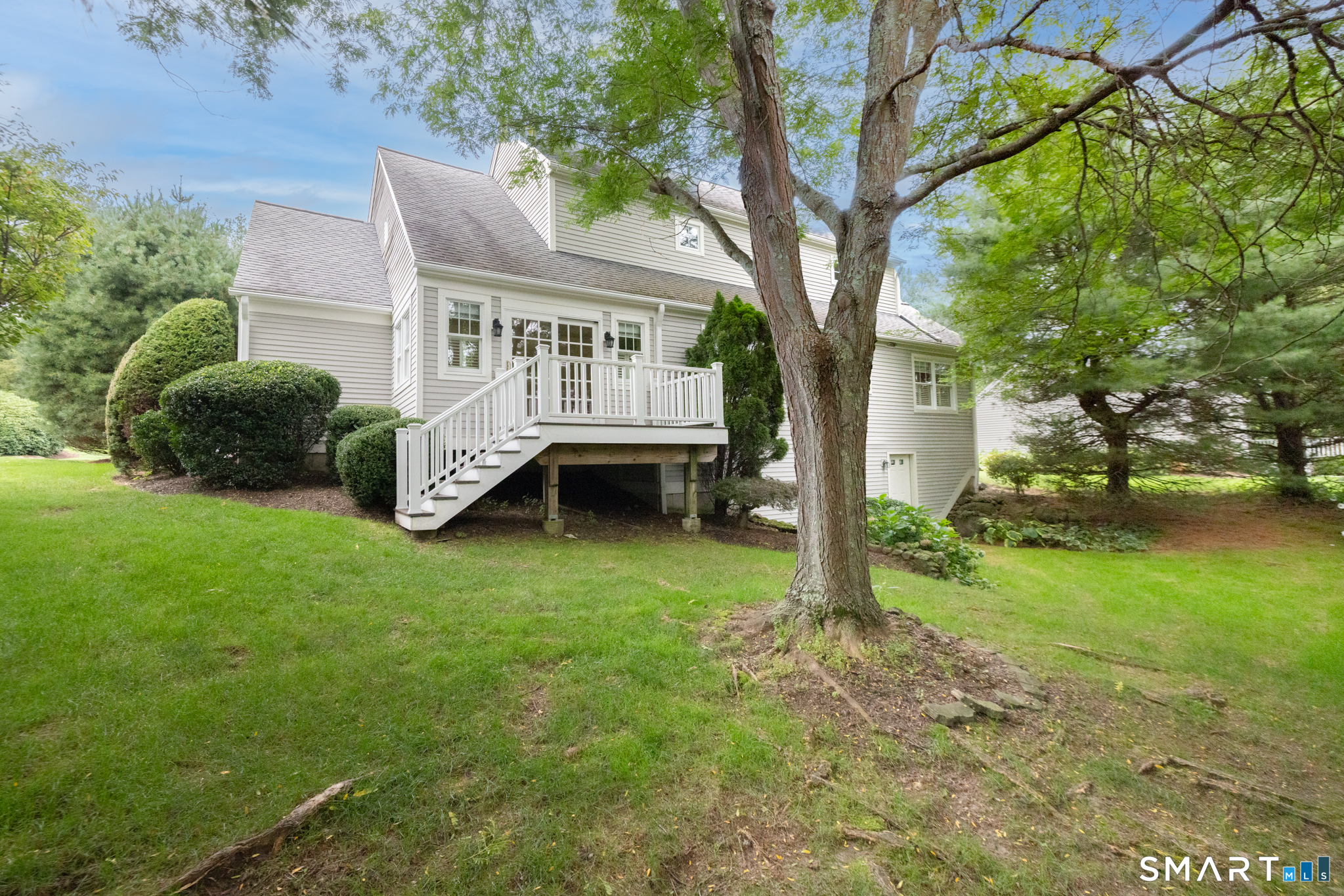 16 Caveson Court Middlebury CT 06762