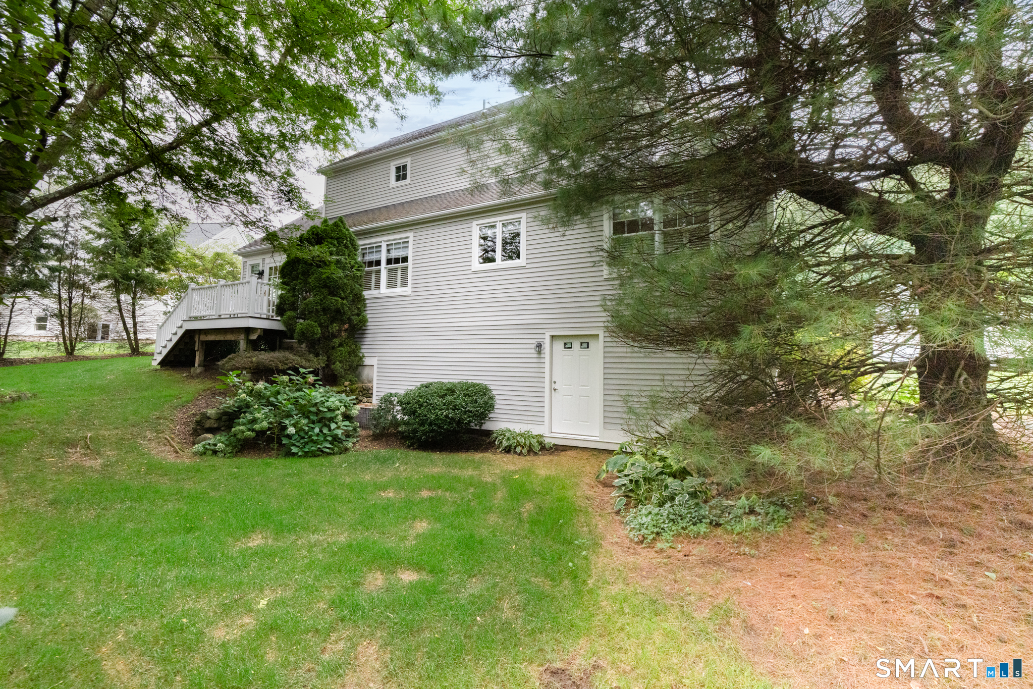 16 Caveson Court Middlebury CT 06762