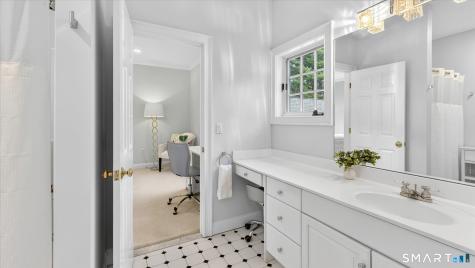 22 Joshua Drive Simsbury CT 06092