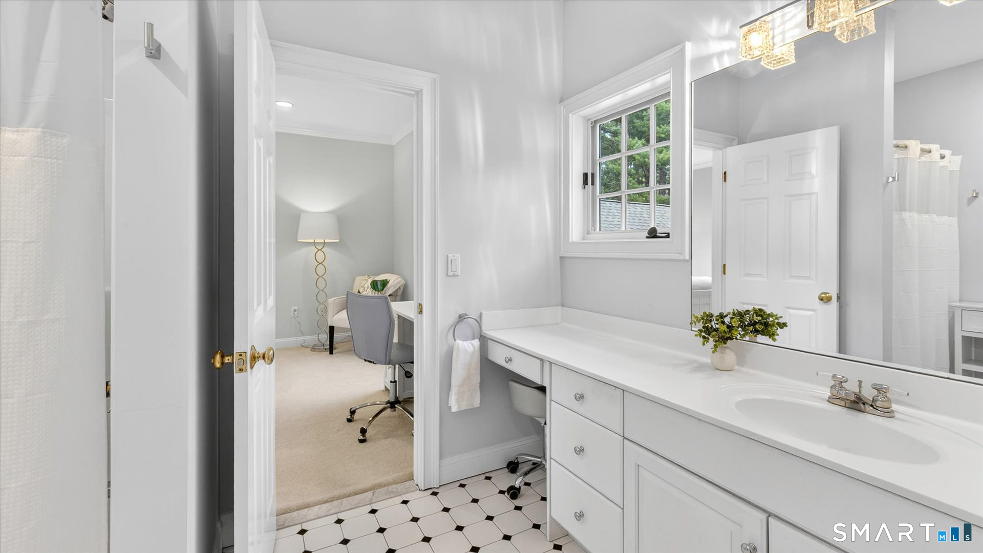 22 Joshua Drive Simsbury CT 06092