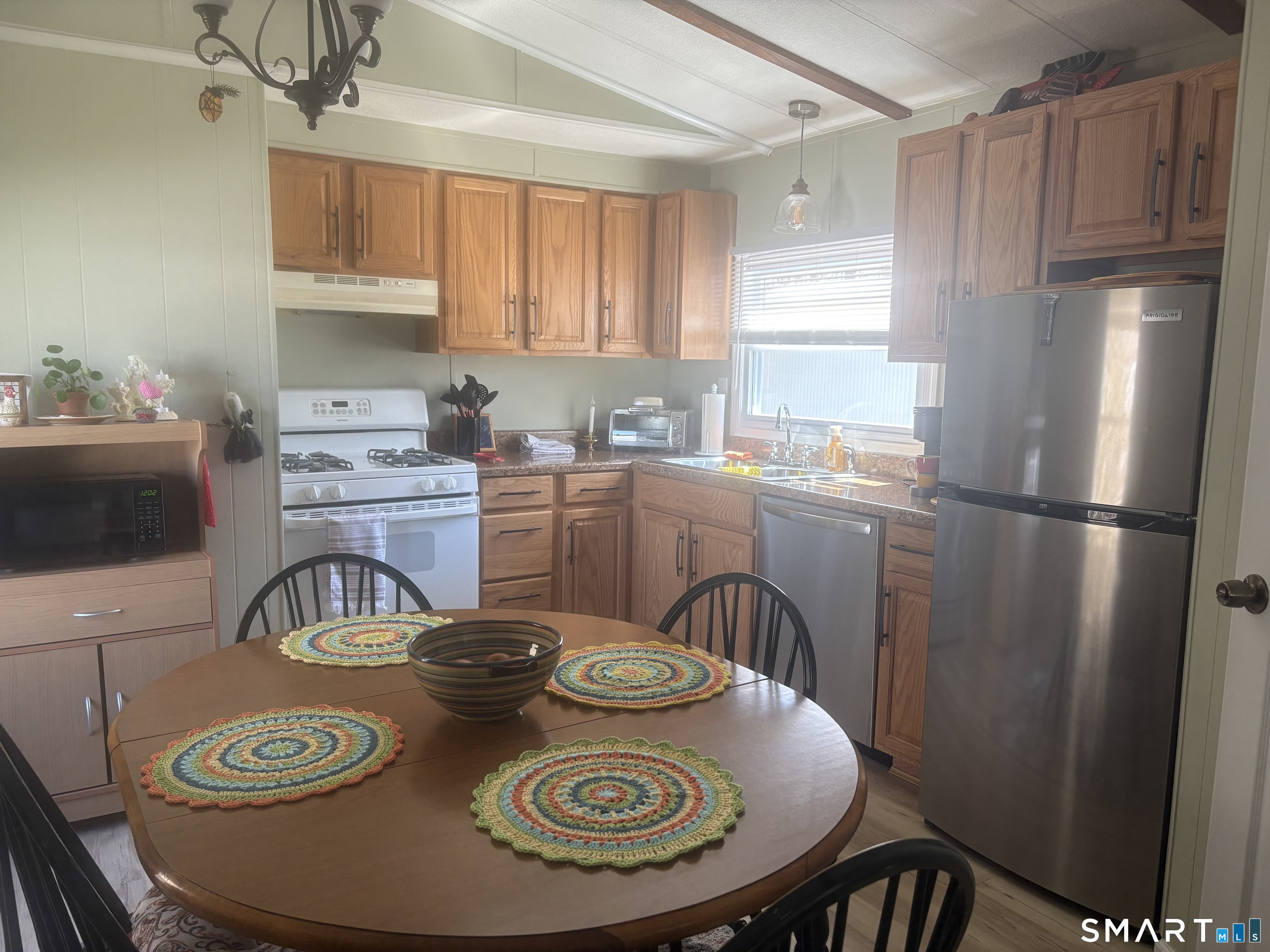 136 Hunters Road Norwich CT 06360