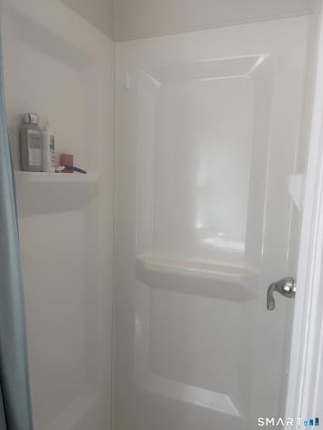 136 Hunters Road Norwich CT 06360