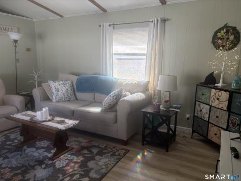 136 Hunters Road Norwich CT 06360
