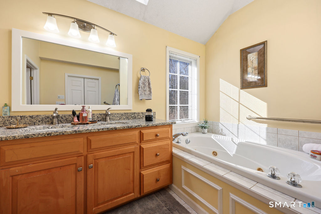 73 High Valley Drive Canton CT 06019