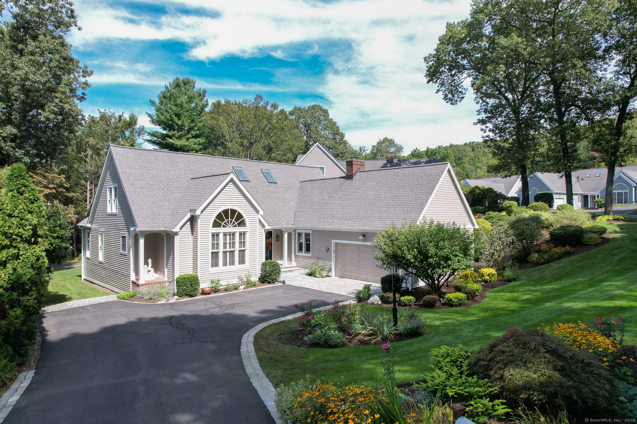 458 Castle Glenn Cheshire CT 06410