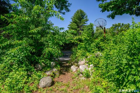 10 Rolf Drive Danbury CT 06810