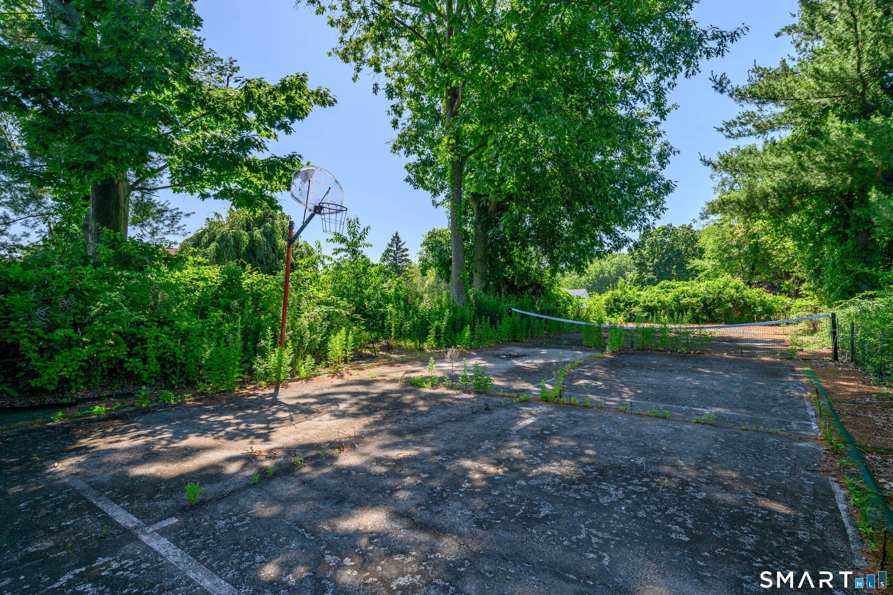 10 Rolf Drive Danbury CT 06810