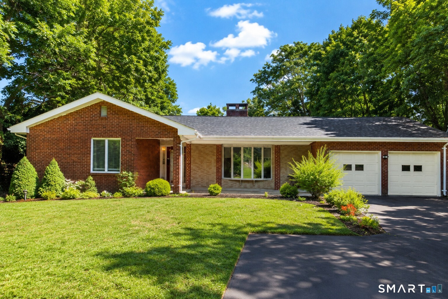 2595 Albany Avenue West Hartford CT 06117