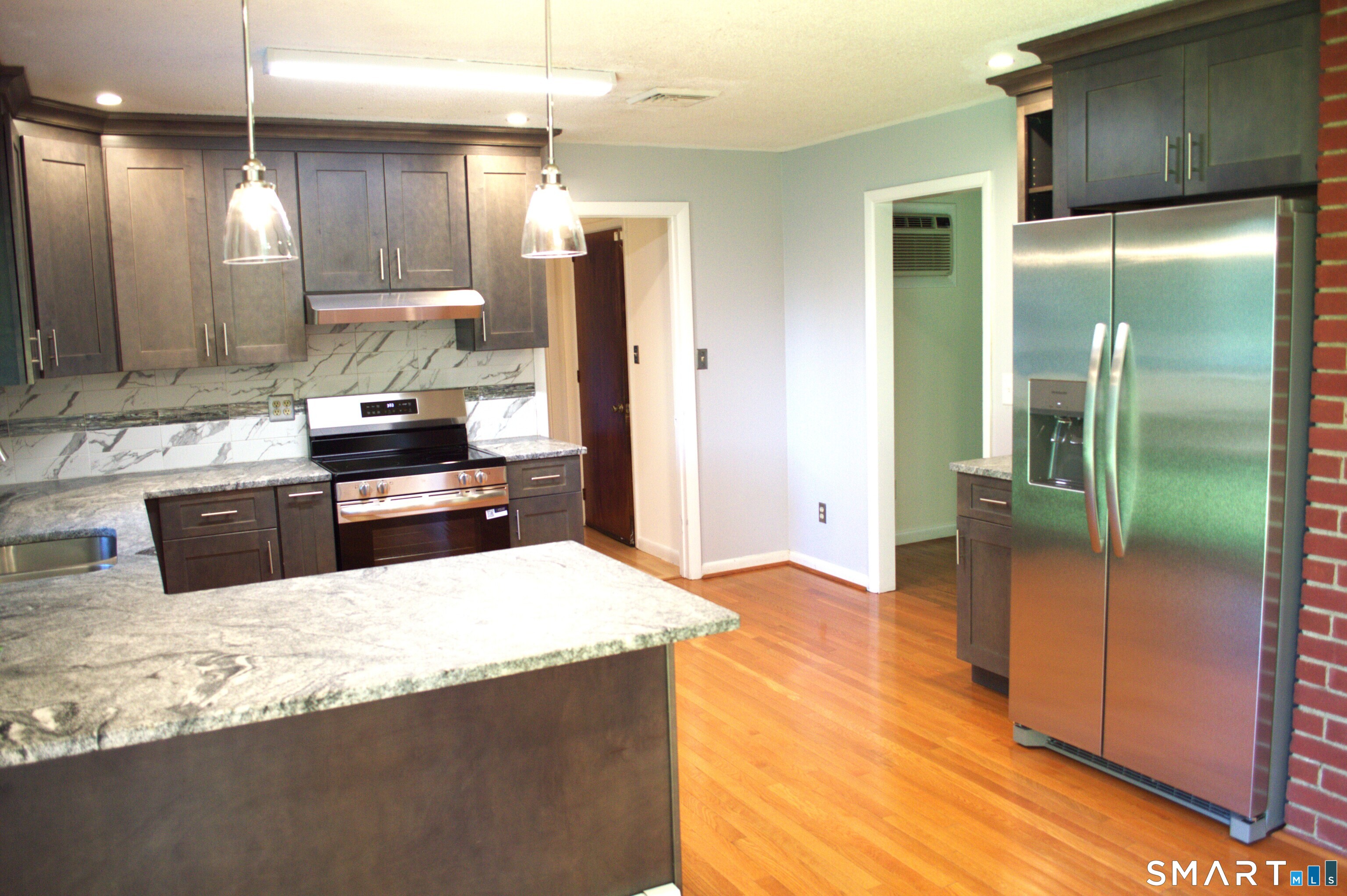 2595 Albany Avenue West Hartford CT 06117