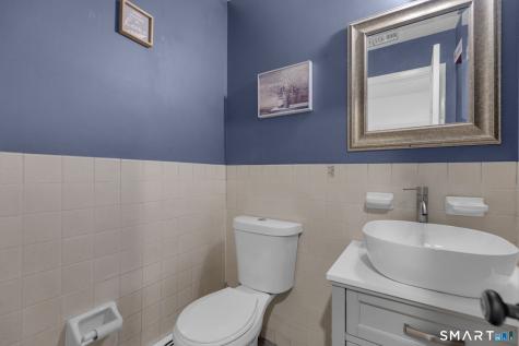 2595 Albany Avenue West Hartford CT 06117