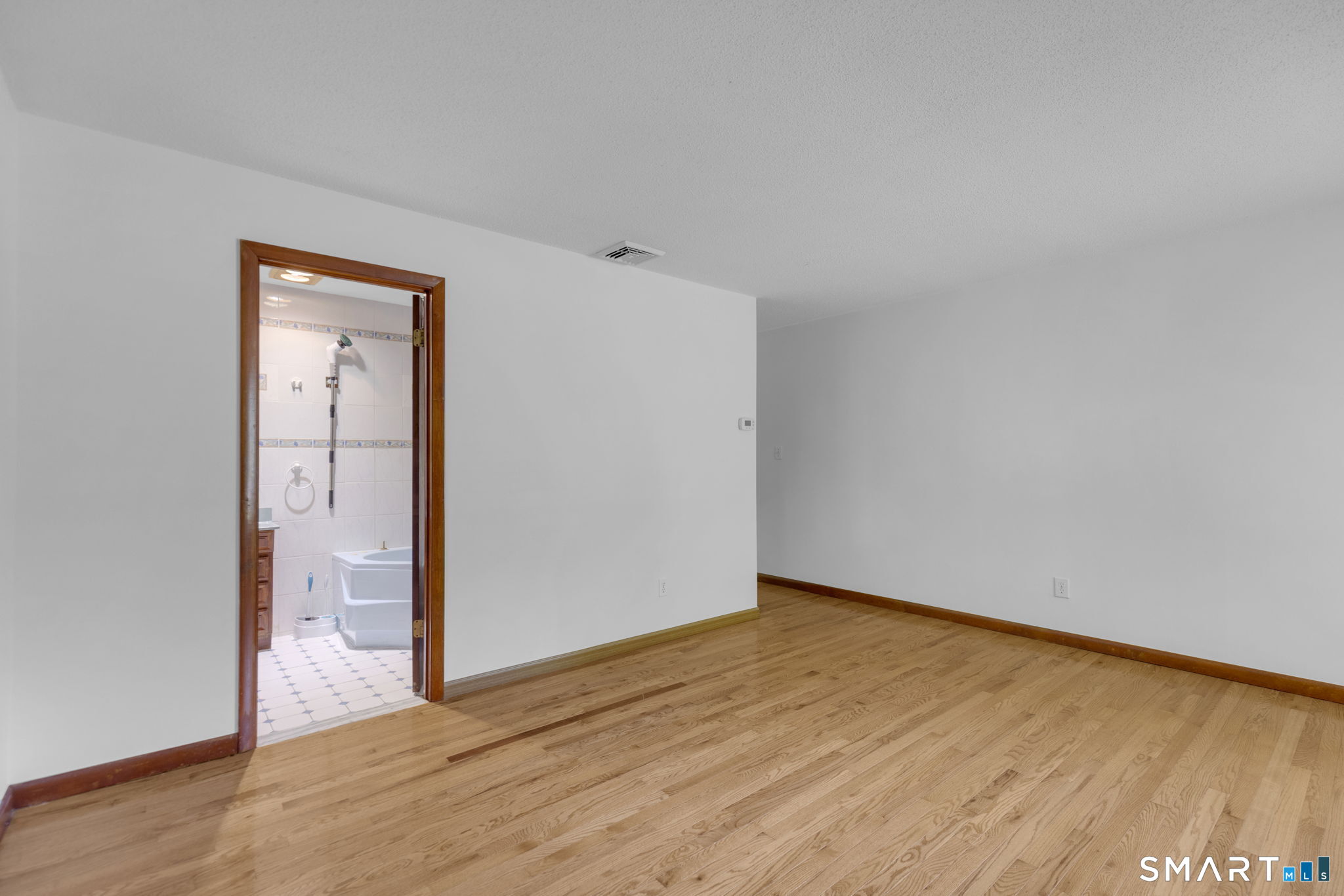 2595 Albany Avenue West Hartford CT 06117