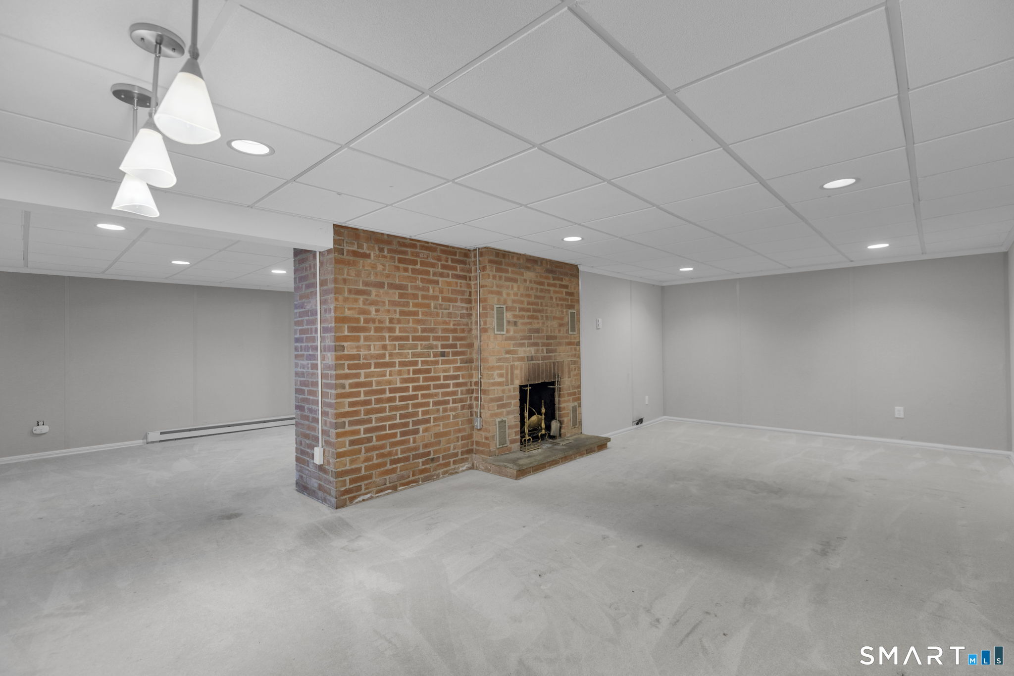 2595 Albany Avenue West Hartford CT 06117