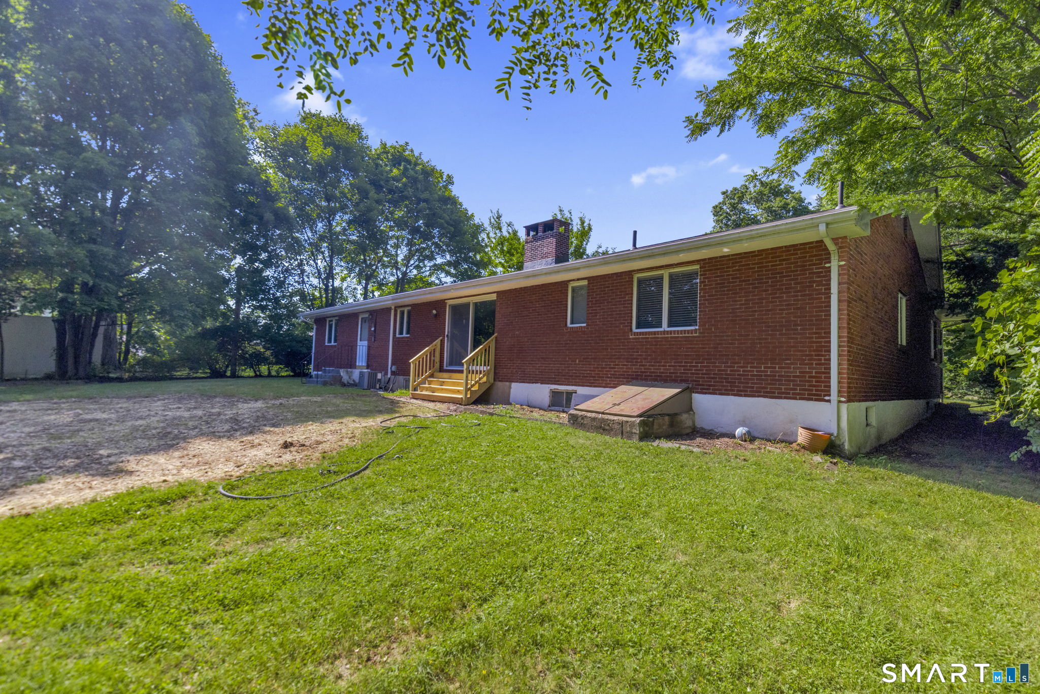 2595 Albany Avenue West Hartford CT 06117