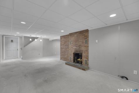 2595 Albany Avenue West Hartford CT 06117