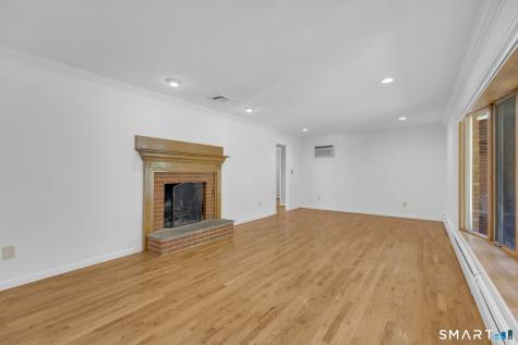 2595 Albany Avenue West Hartford CT 06117