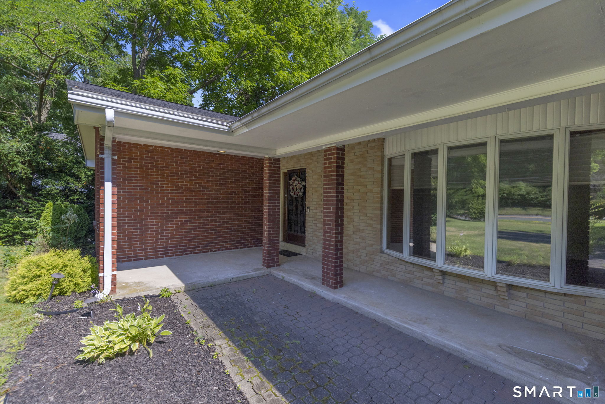 2595 Albany Avenue West Hartford CT 06117