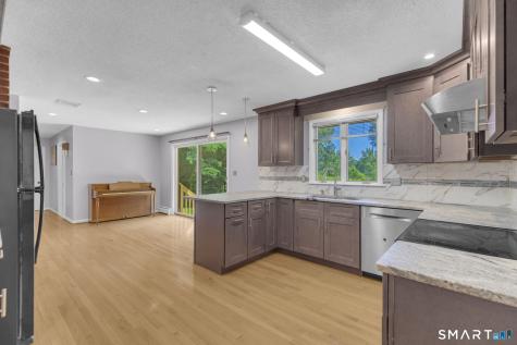 2595 Albany Avenue West Hartford CT 06117