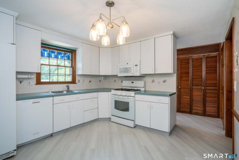71 Bainton Road West Hartford CT 06117