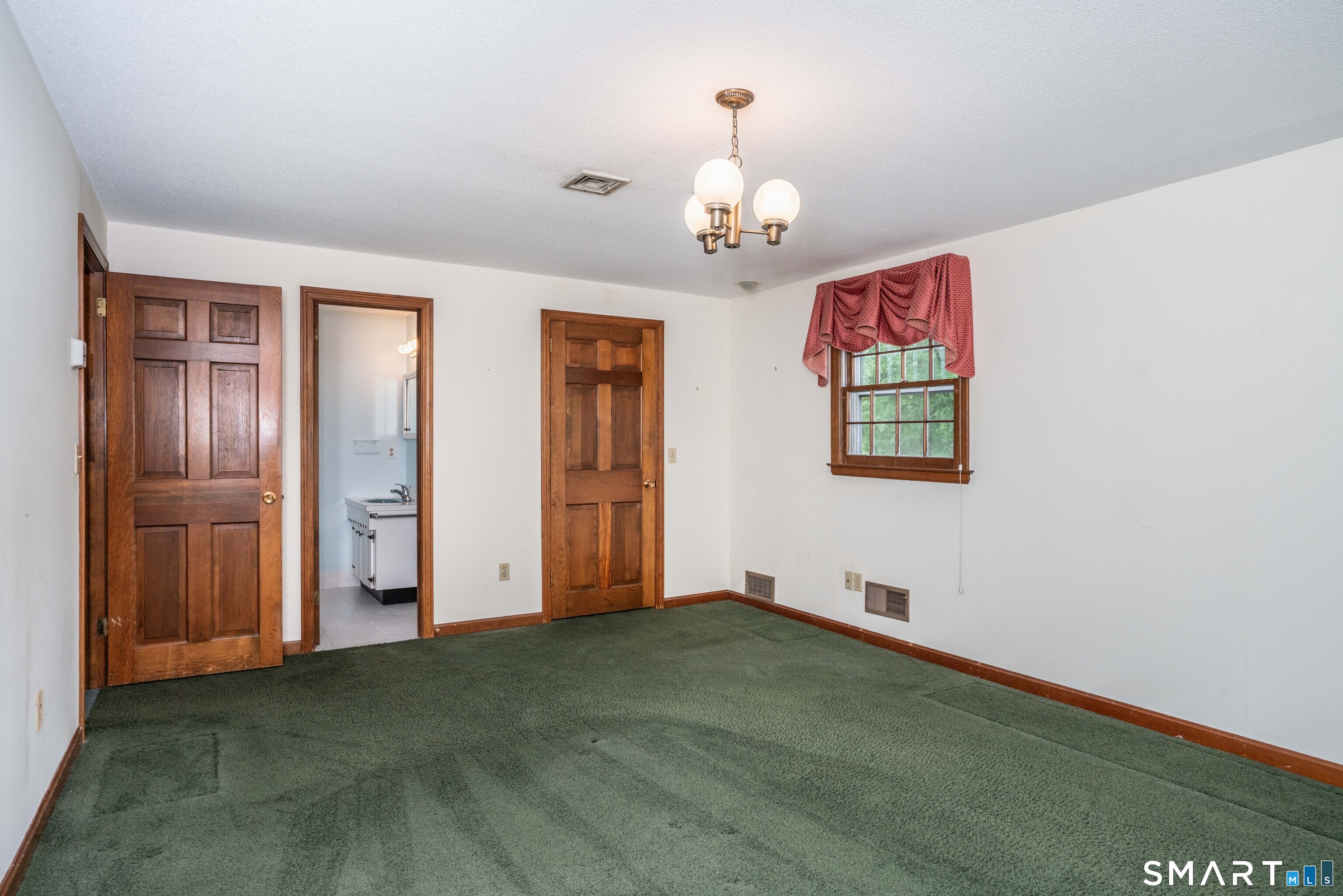 71 Bainton Road West Hartford CT 06117
