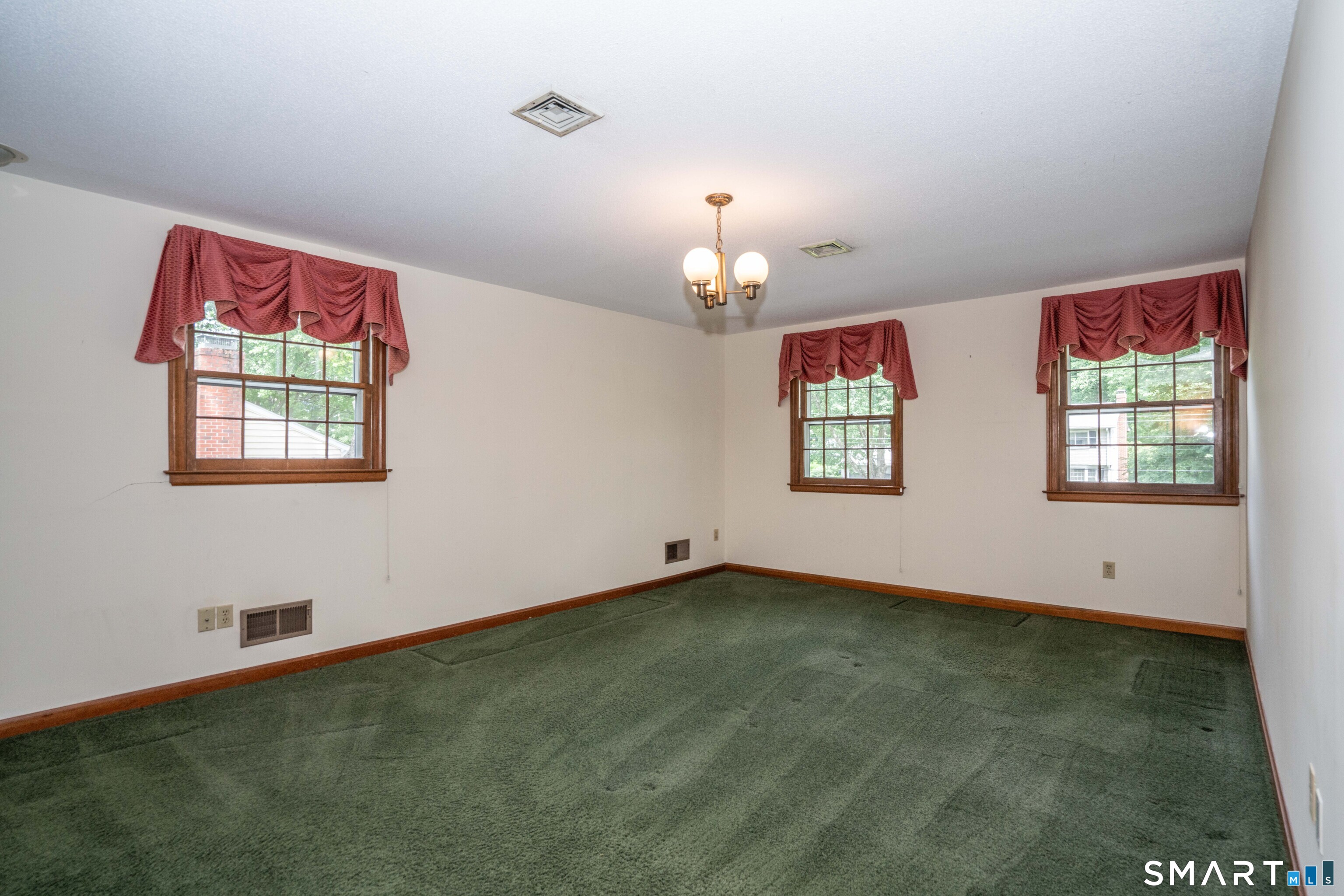 71 Bainton Road West Hartford CT 06117