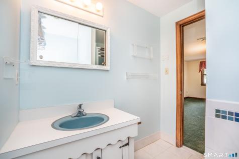 71 Bainton Road West Hartford CT 06117