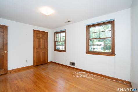 71 Bainton Road West Hartford CT 06117