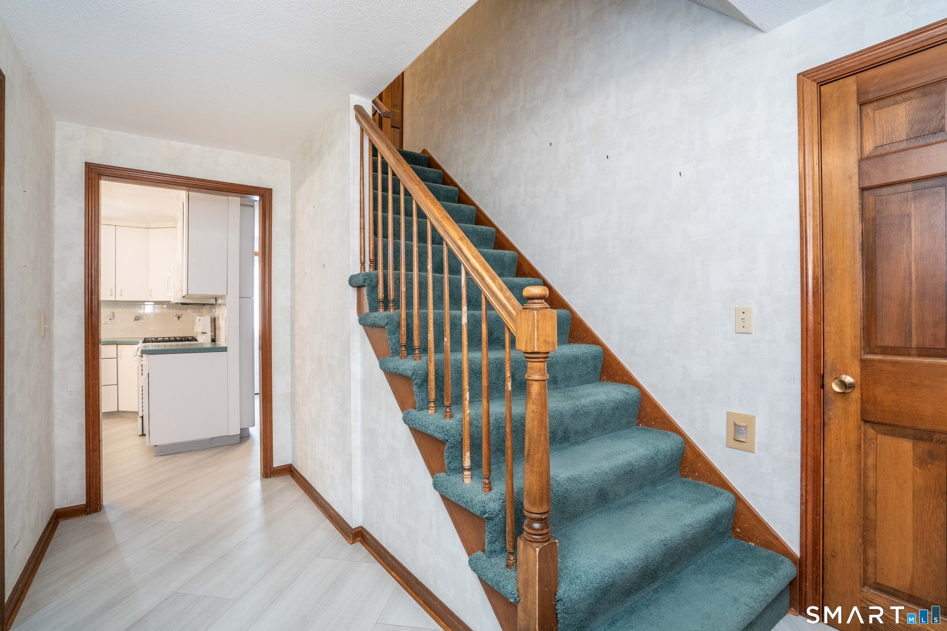 71 Bainton Road West Hartford CT 06117