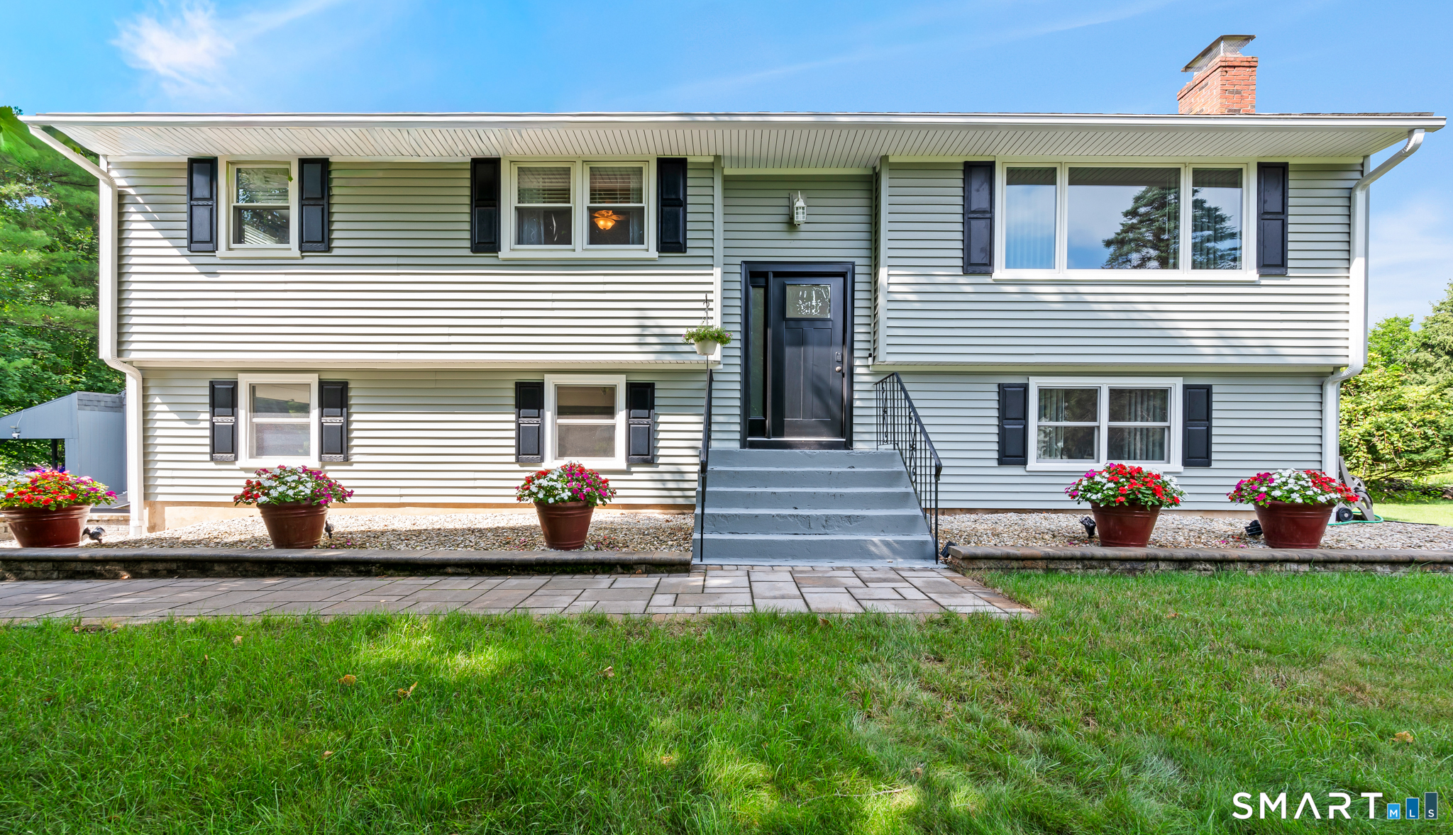 7 Field Drive Simsbury CT 06070
