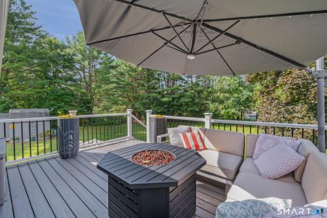 7 Field Drive Simsbury CT 06070