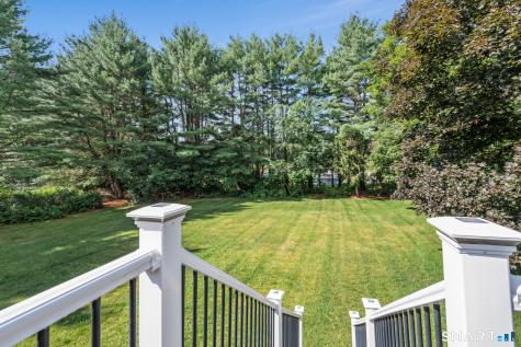 7 Field Drive Simsbury CT 06070