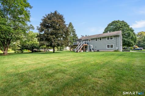 7 Field Drive Simsbury CT 06070