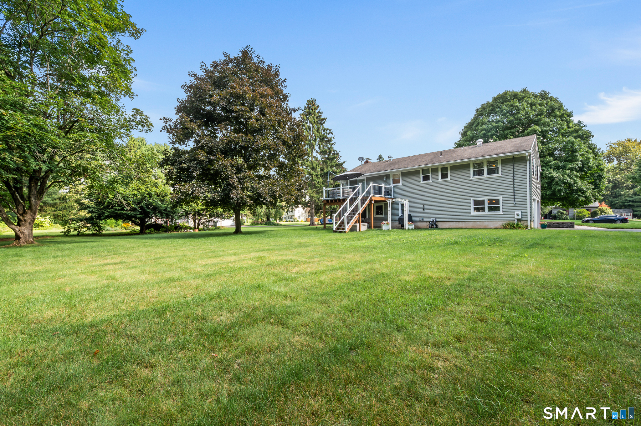 7 Field Drive Simsbury CT 06070