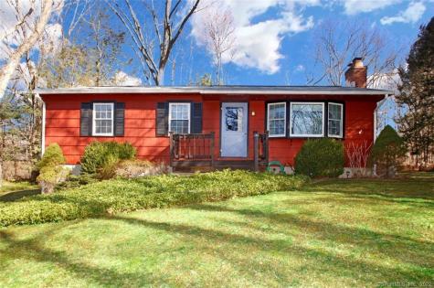 4 Melody Lane Newtown CT 06470