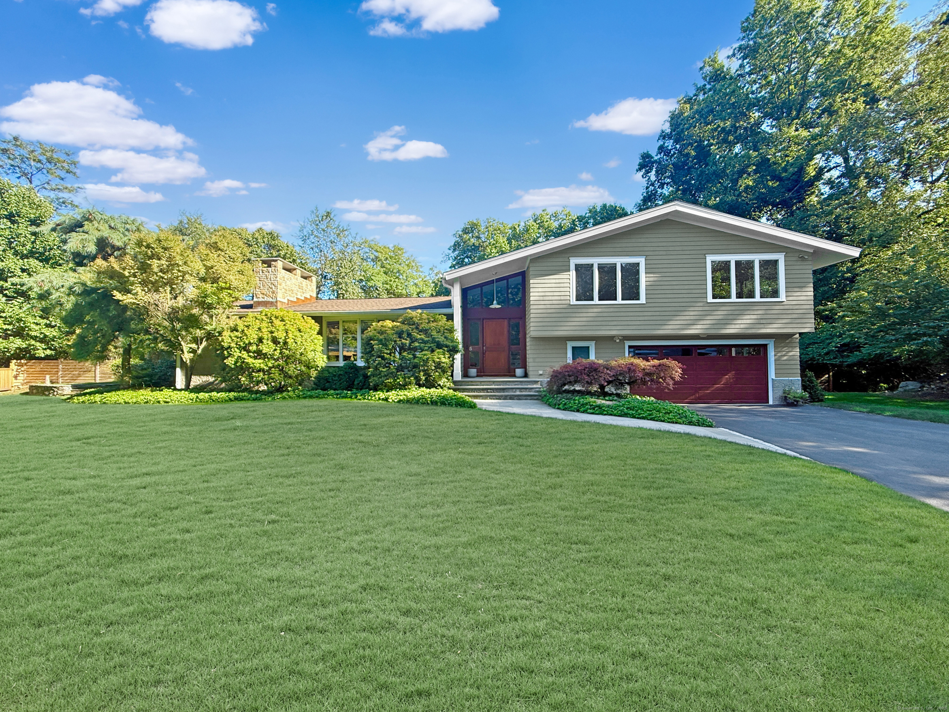 5 Dancing Bear Road Norwalk CT 06853