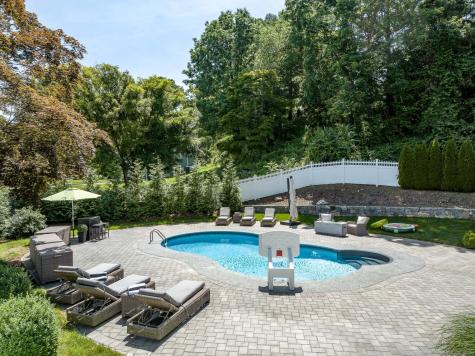 7 Curt Terrace Greenwich CT 06831