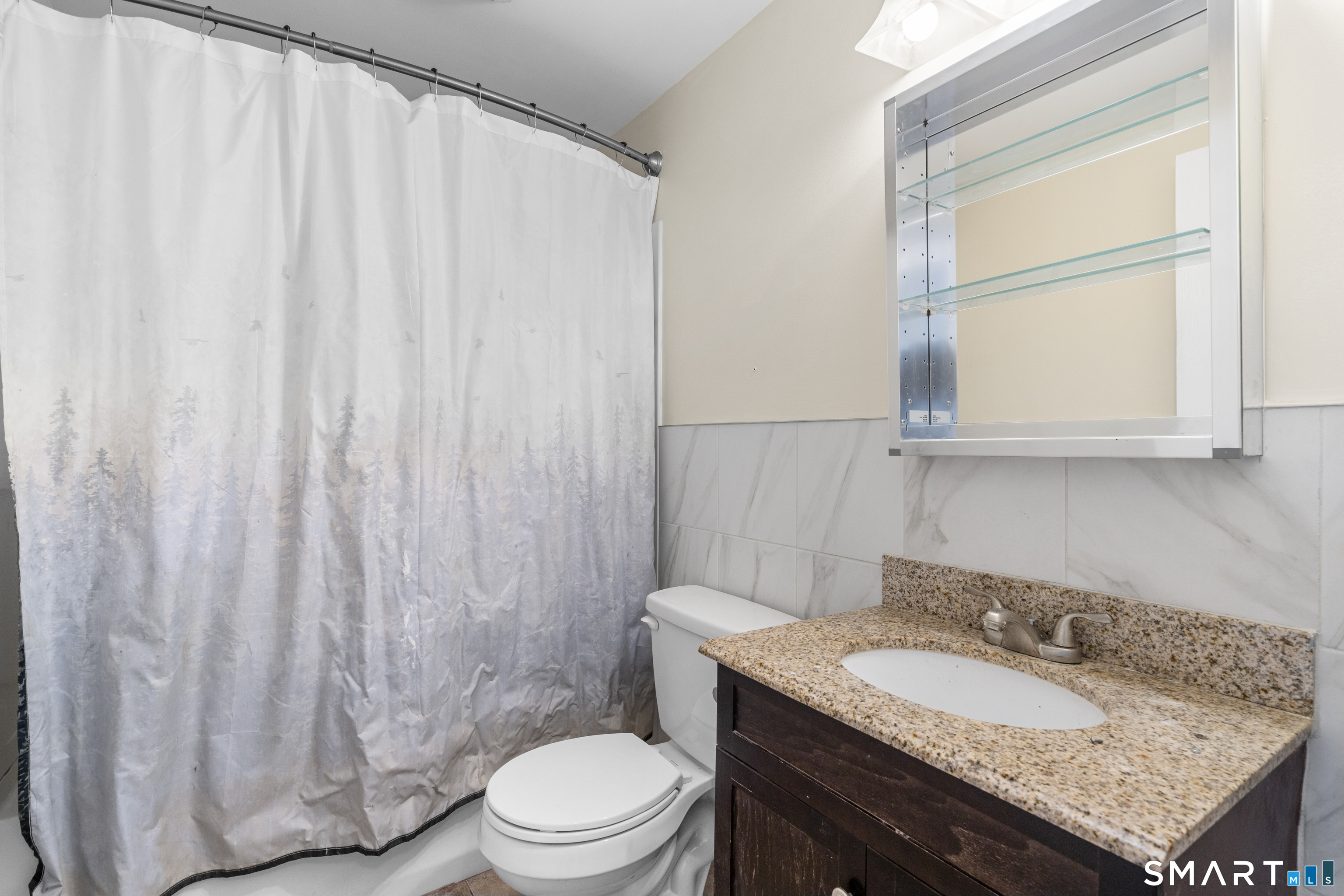 40 Hakim St Extension Danbury CT 06810