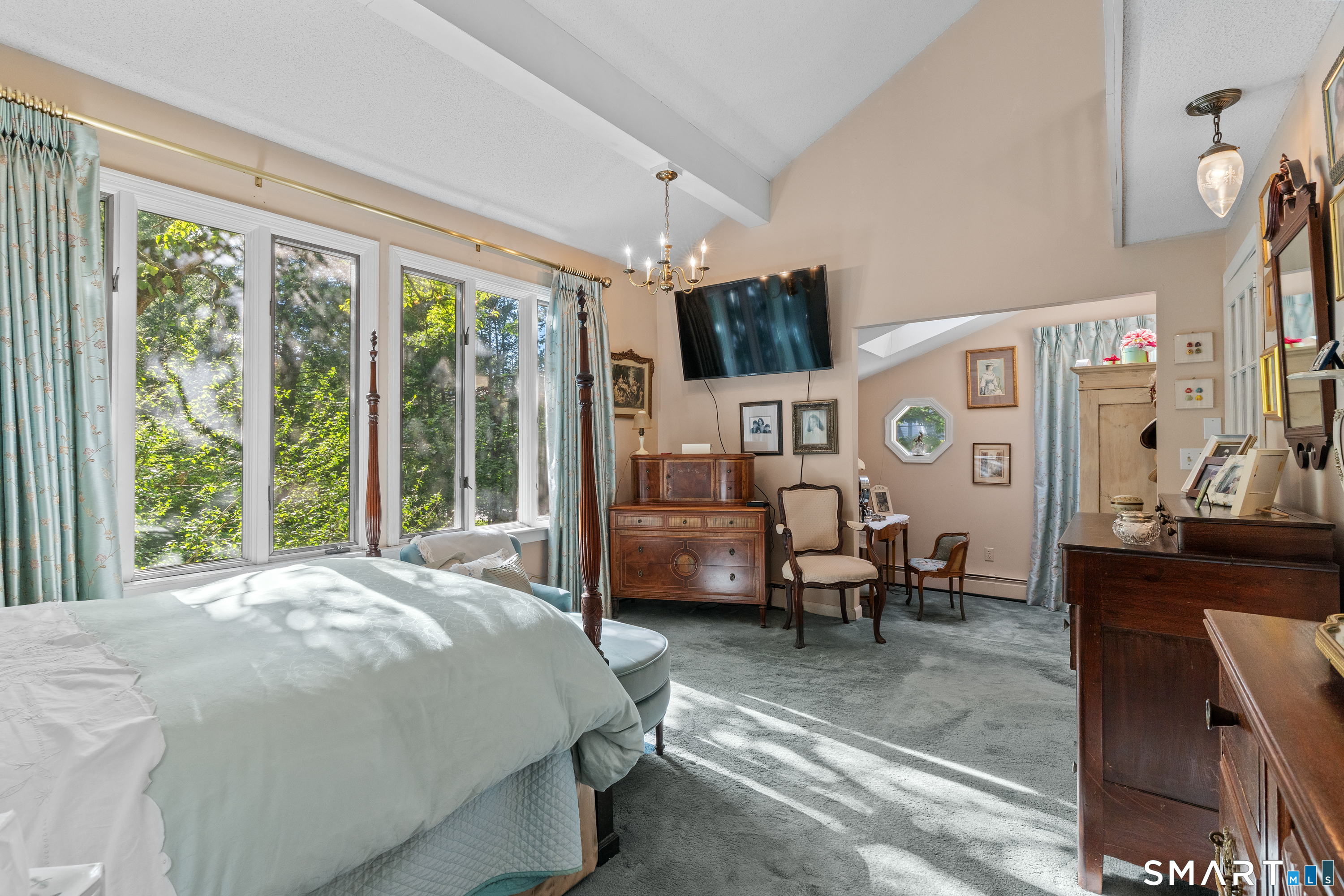 345 Ridgewood Road West Hartford CT 06107