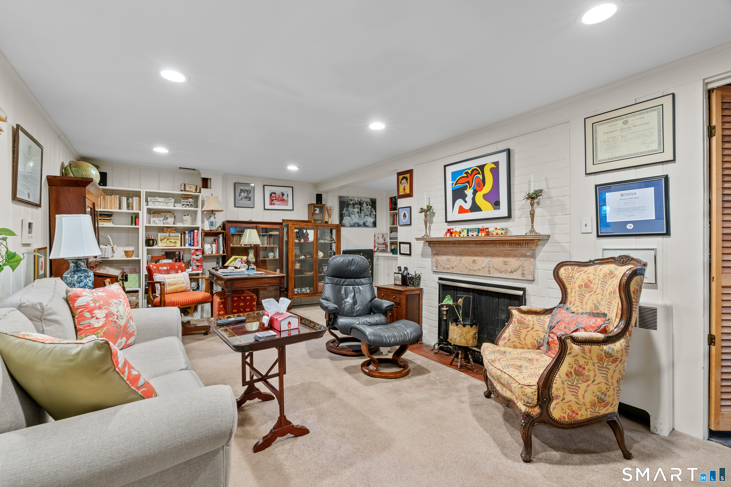 345 Ridgewood Road West Hartford CT 06107