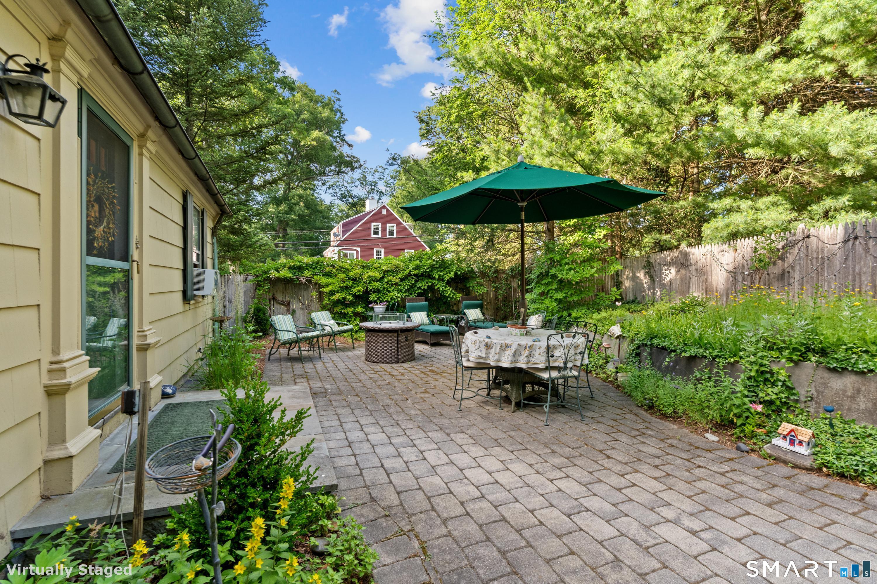 345 Ridgewood Road West Hartford CT 06107