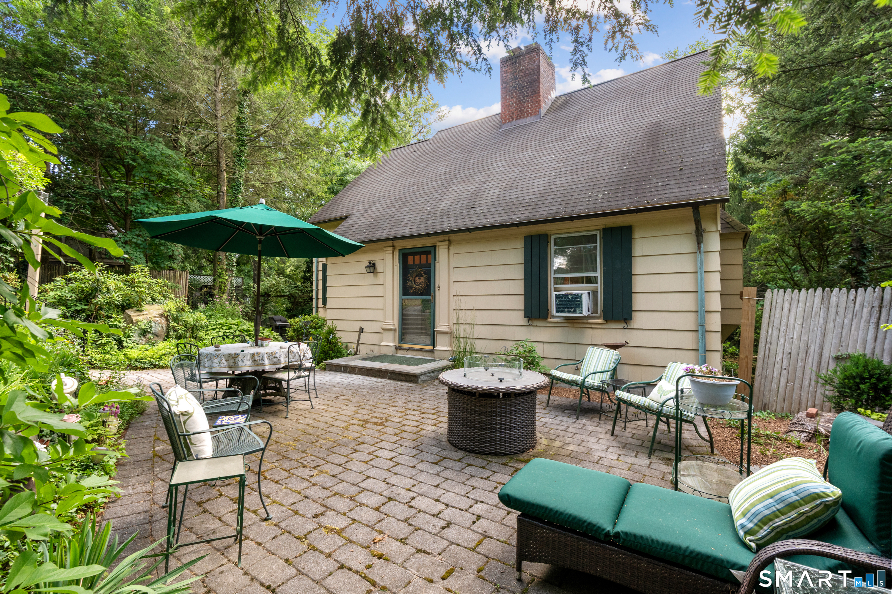 345 Ridgewood Road West Hartford CT 06107