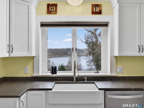 76 Starr Hill Road Groton CT 06340