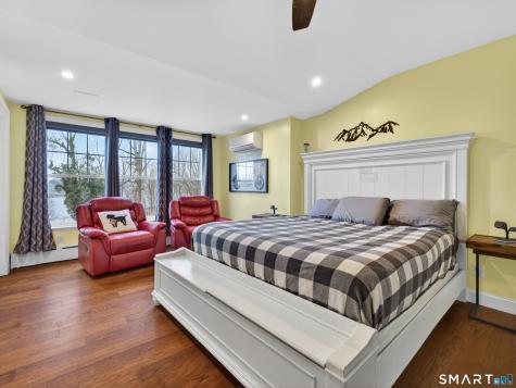 76 Starr Hill Road Groton CT 06340