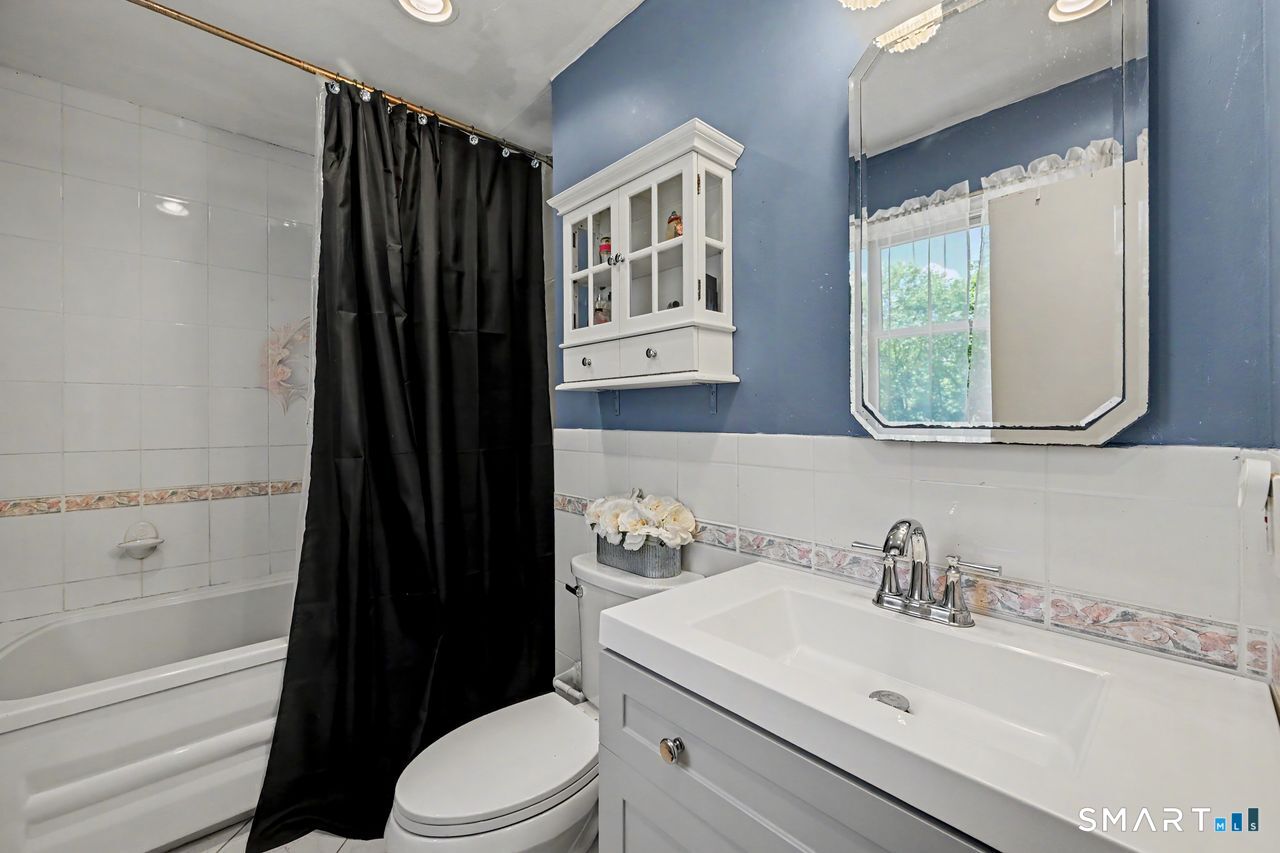 3 Gretl Lane New Milford CT 06776