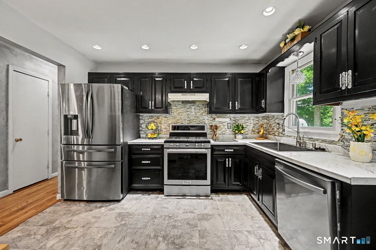 3 Gretl Lane New Milford CT 06776