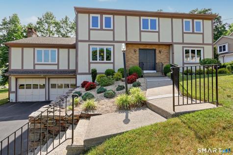 15 Wedgewood Road Trumbull CT 06611