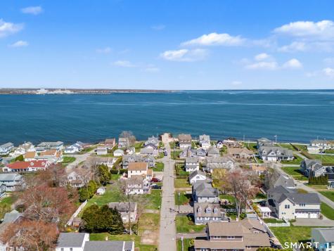 20 Osprey Road East Lyme CT 06357