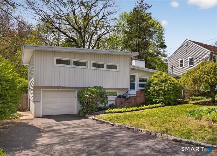 122 Corbin Road Hamden CT 06517