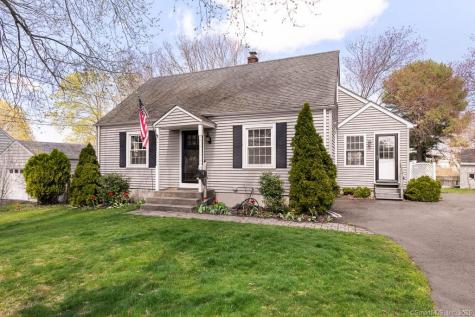 24 Canterbury Lane Milford CT 06460